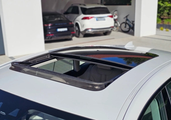 BMW 6GT cena 120000 przebieg: 119874, rok produkcji 2018 z Łódź małe 781